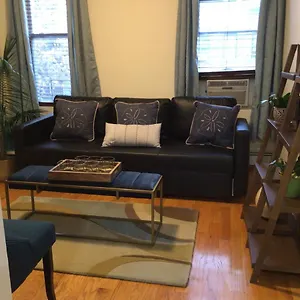 Brownstone Living Apartamento